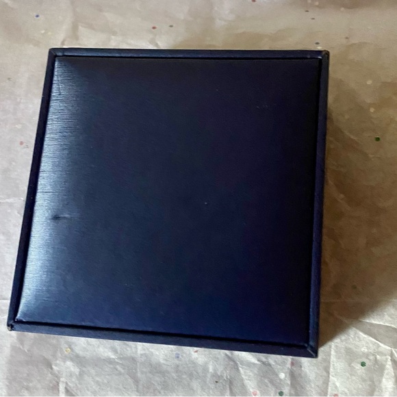 💥S Monogrammed S925 Gold Tone Twist 20” Necklace💥 NIB - Picture 8 of 8